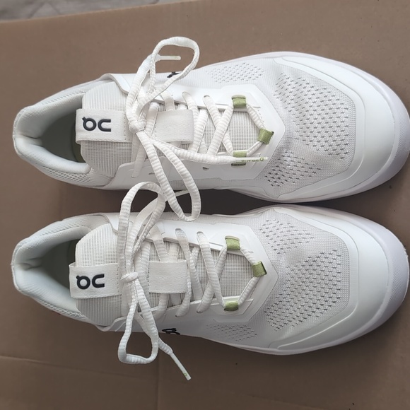 On Cloud Women's The Roger Spin Shoes Sz 7.5 Color Undyed/Zest - Picture 1 of 4